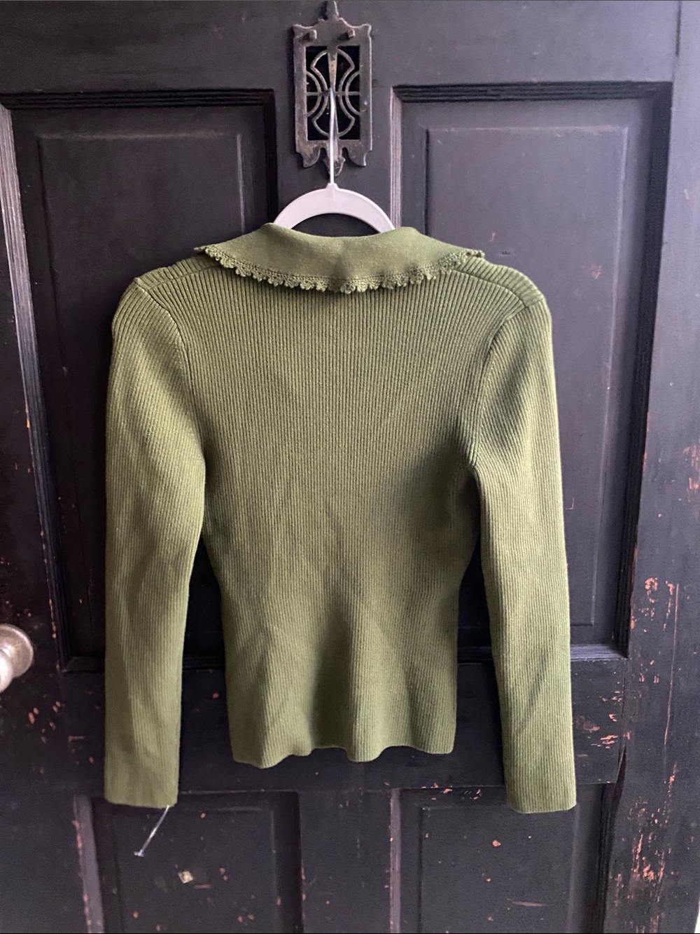 Sezane Olive Green Ribbed V-Neck Sweater with Notched Collar - Picture 7 of 10